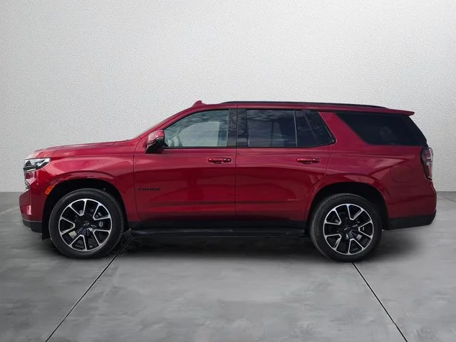 Used 2022 Red Chevrolet RST image 2