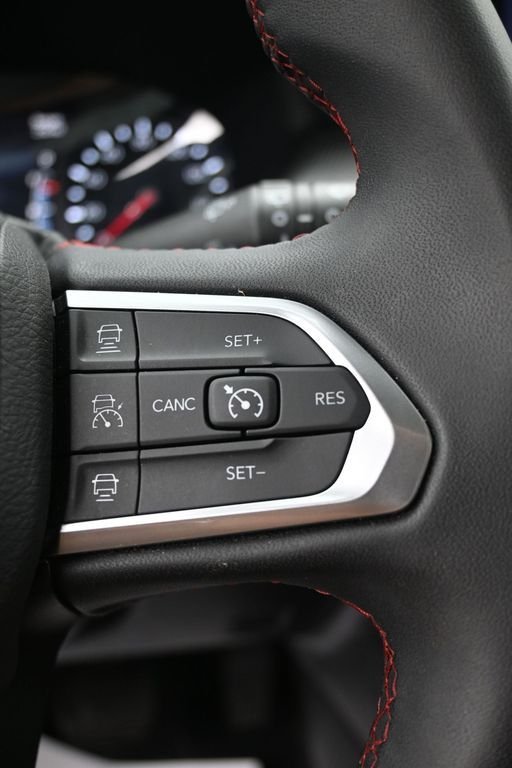 2025 Jeep Compass Trailhawk - Photo 17