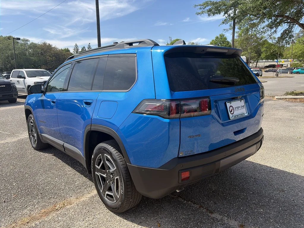 New 2026 Hydro Blue Pearlcoat Jeep Laredo image 4