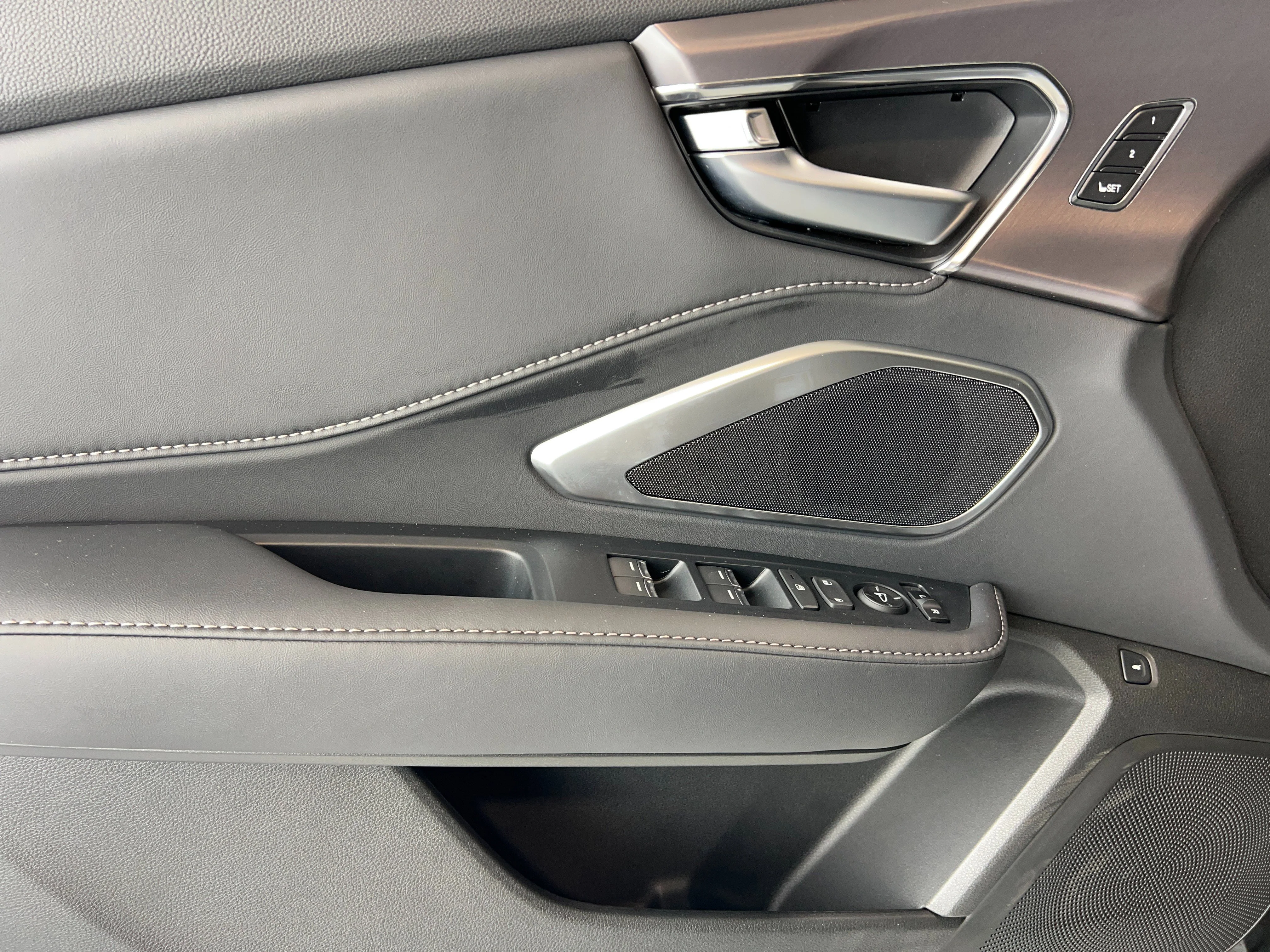 New 2026 Liquid Carbon Metallic Acura  image 16