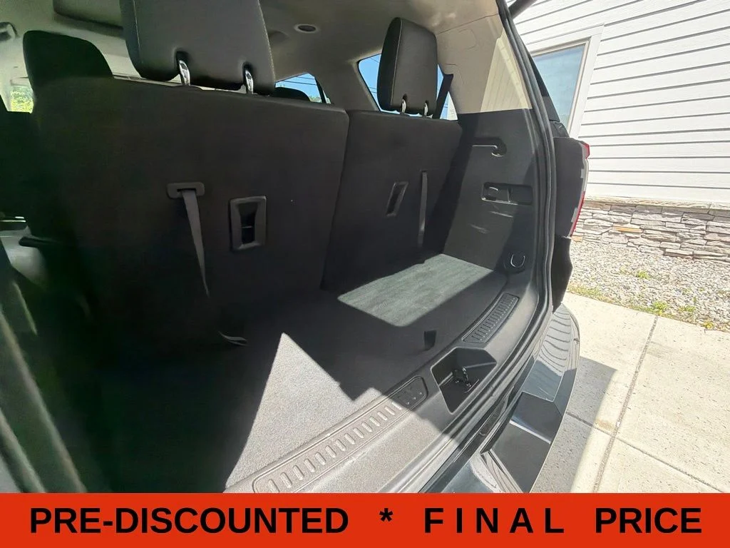 Used 2023 Black GMC Denali image 16