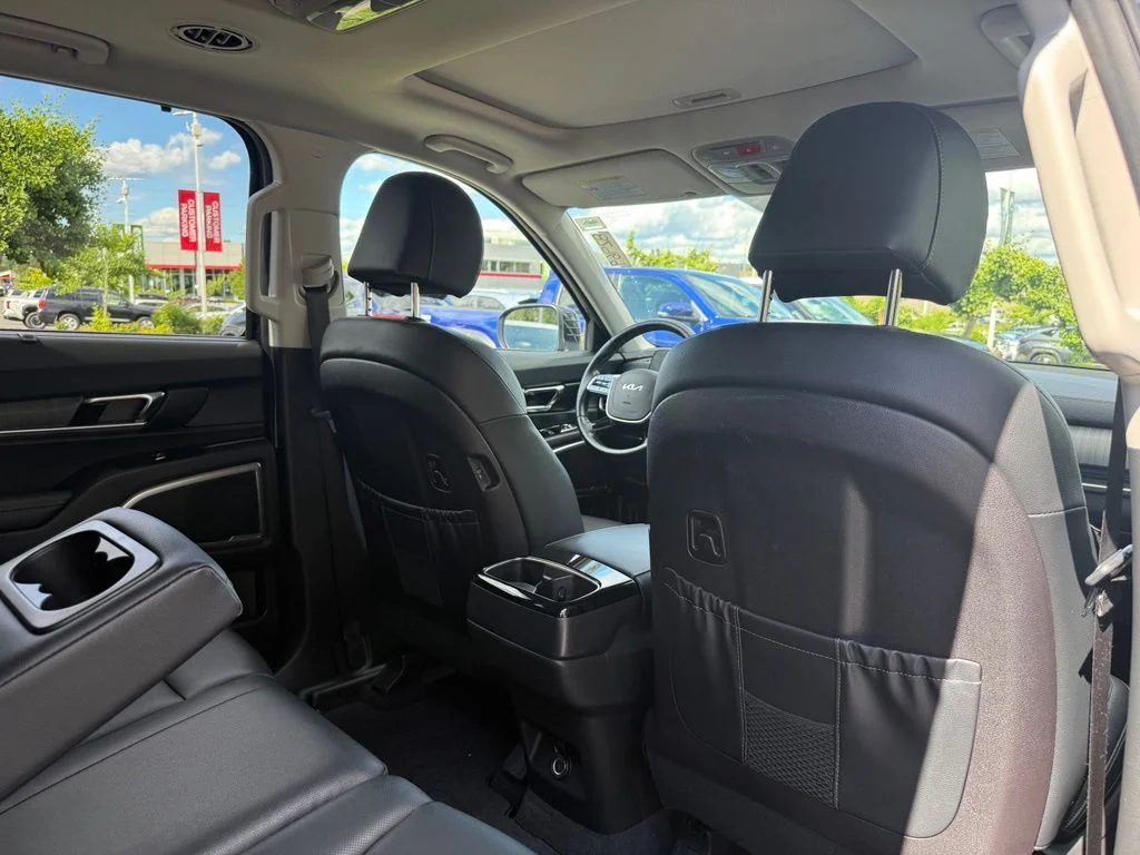 Used 2024 Black Kia EX image 19