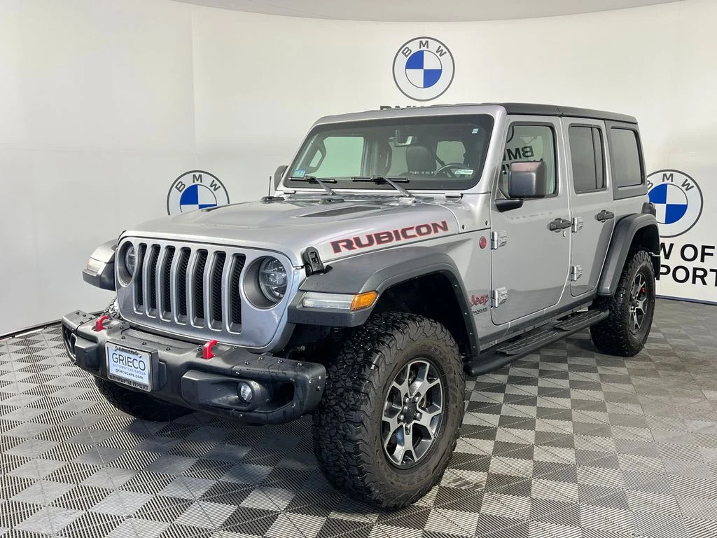 Used 2018 Silver Jeep Unlimited Rubicon image 3