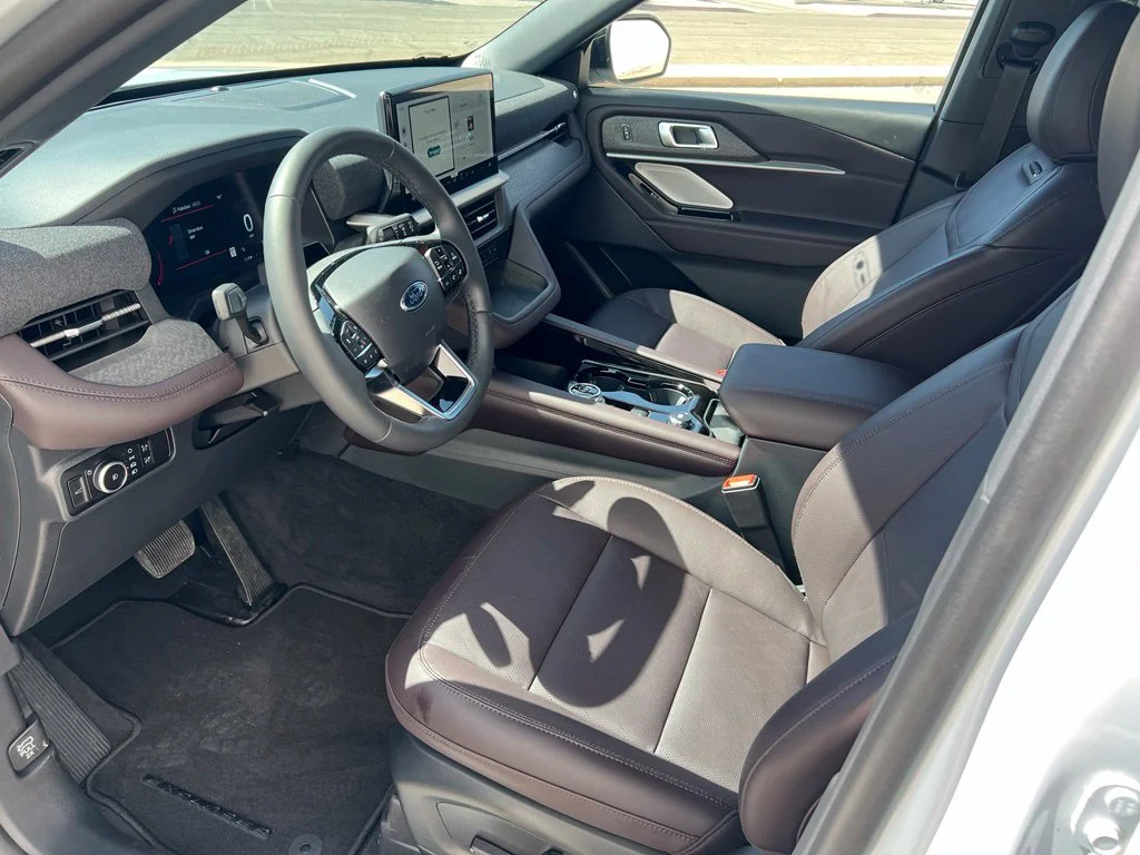 New 2026 Space White Metallic Ford Platinum™ image 13