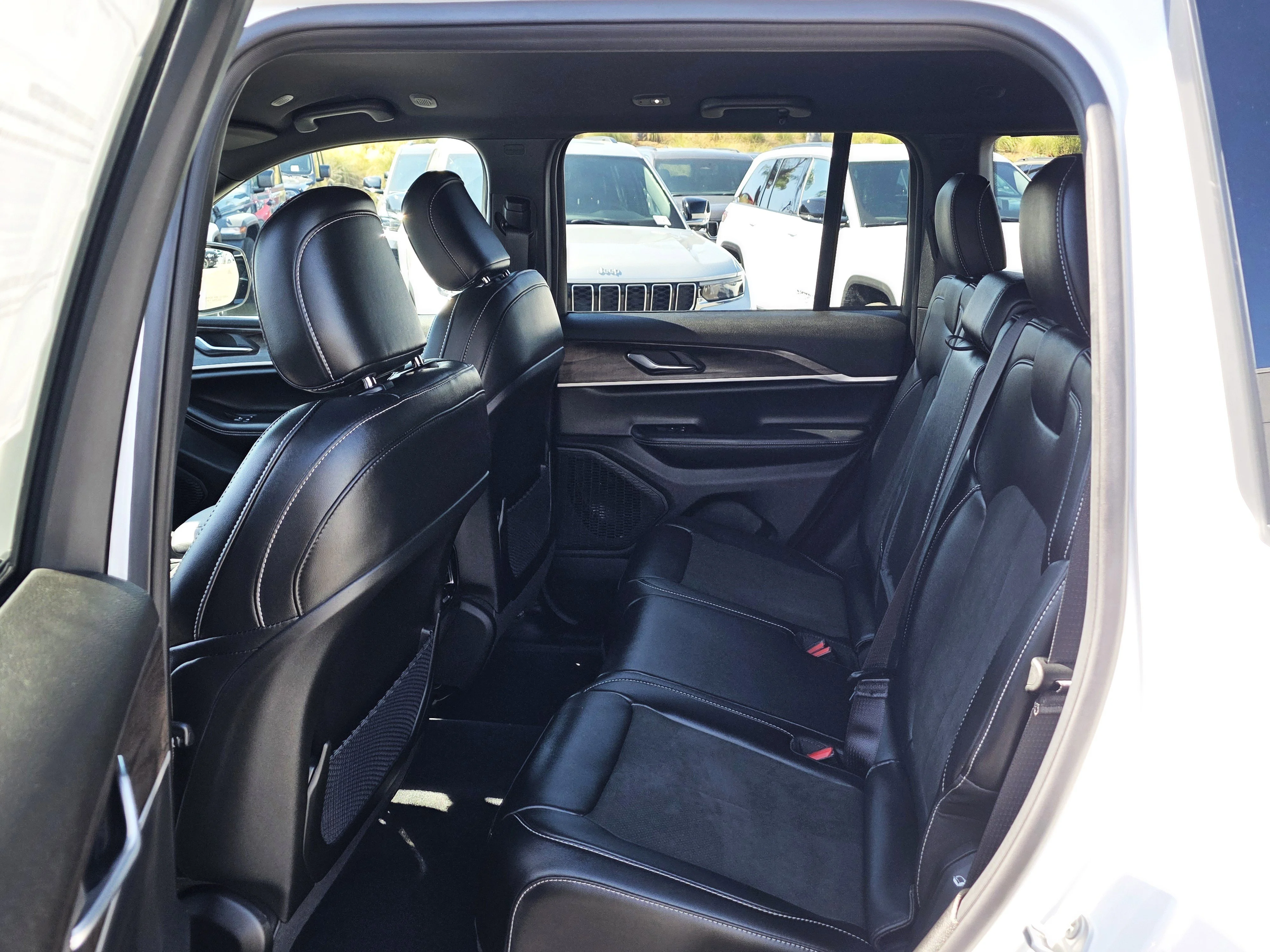 New 2026 Bright White Clearcoat Jeep Altitude image 14