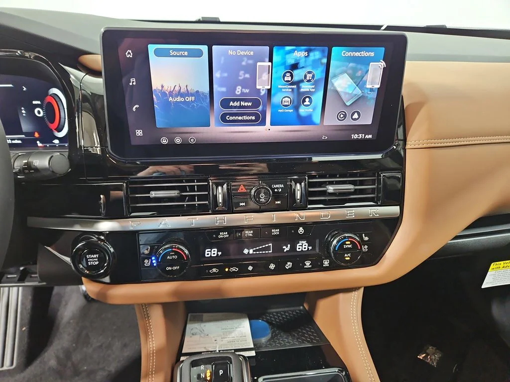 New 2026 Everest White Pearl TriCoat Nissan Platinum image 18