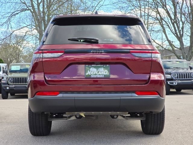 New 2026 Velvet Red Pearl-Coat Exterior Paint Jeep Limited image 28
