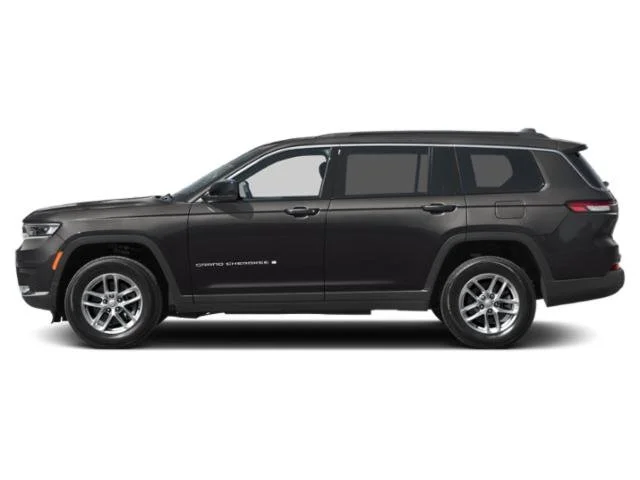 New 2026 Diamond Black Crystal Pearl-Coat Exterior Paint Jeep Laredo X image 3