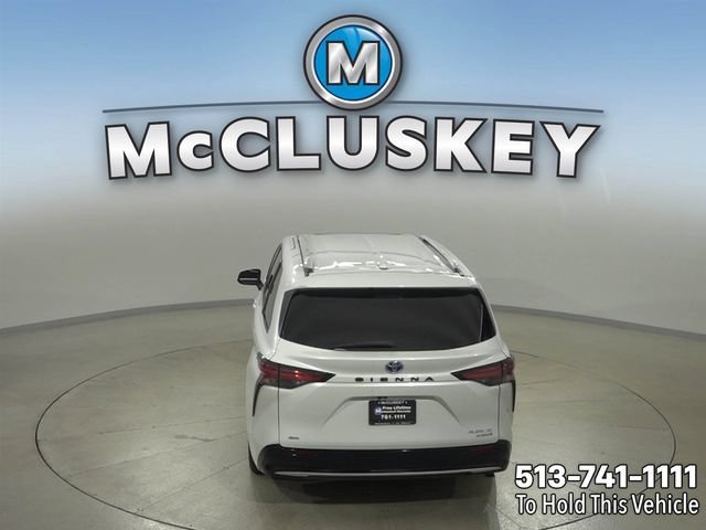 2024 Toyota Sienna Platinum - Photo 24