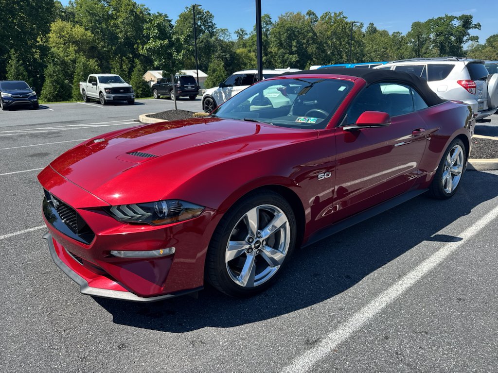 Used 2018 Ruby Red Metallic Tinted Clearcoat Ford GT Premium image 2