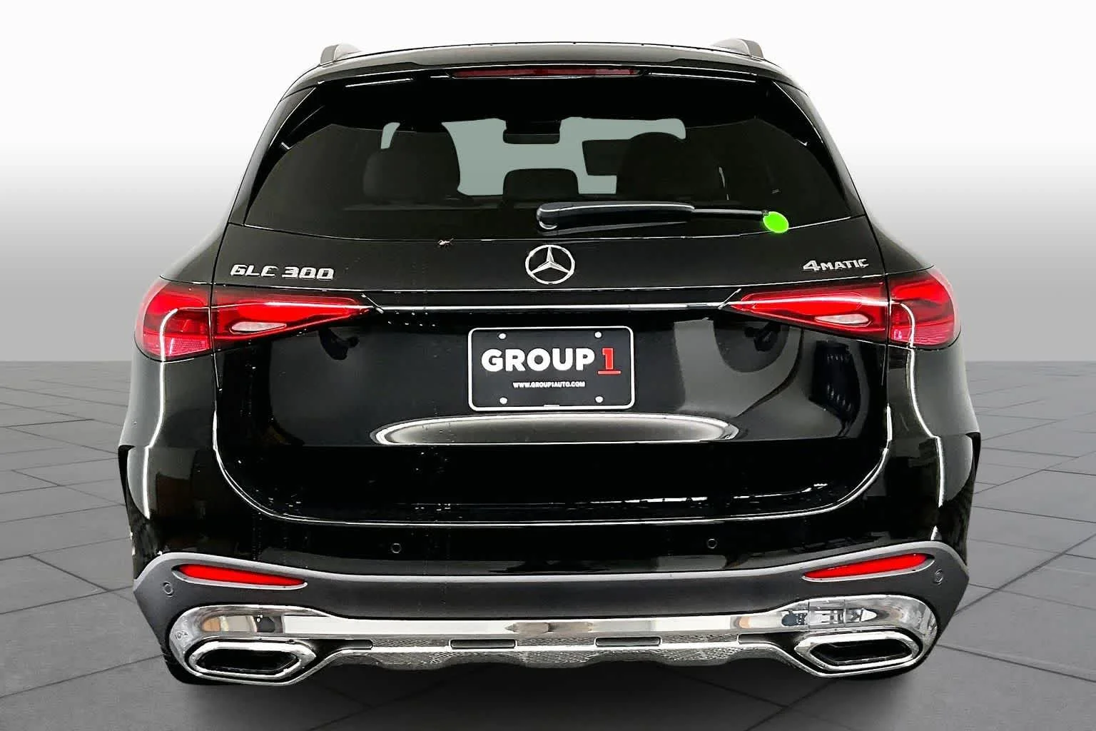 New 2026 Obsidian Black Metallic Mercedes-Benz GLC 300 image 5