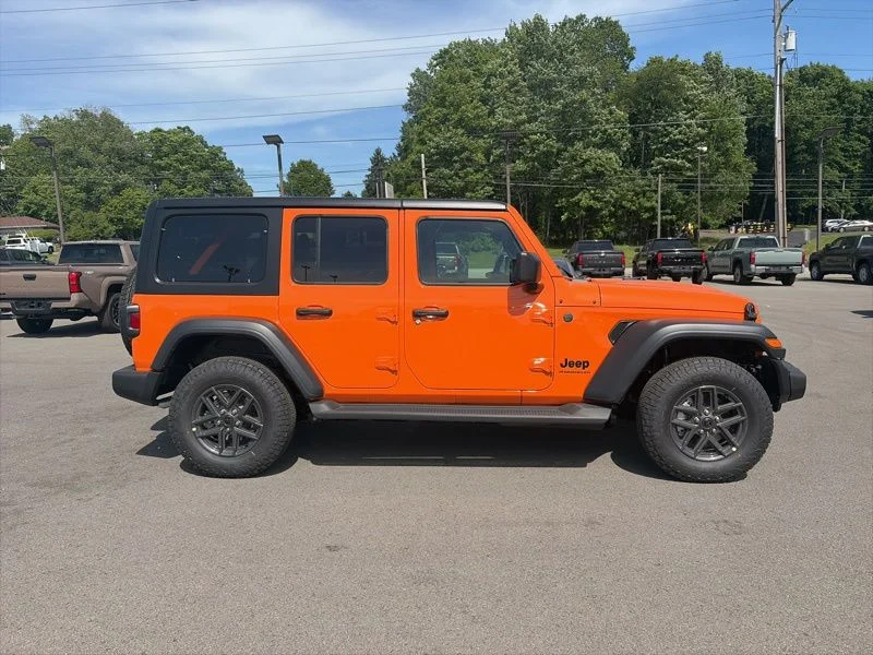 New 2026 Joose Exterior Paint Jeep Sport S image 2