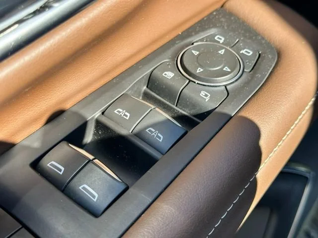 Used 2024 Iridescent Pearl Tricoat Chevrolet High Country image 18