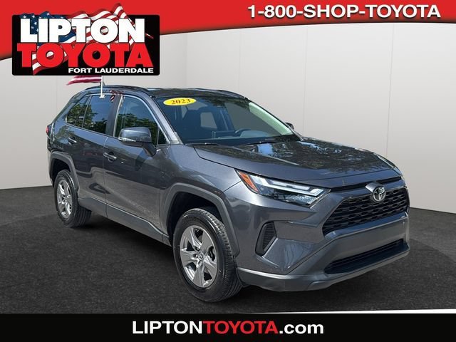 2023 Toyota RAV4 XLE