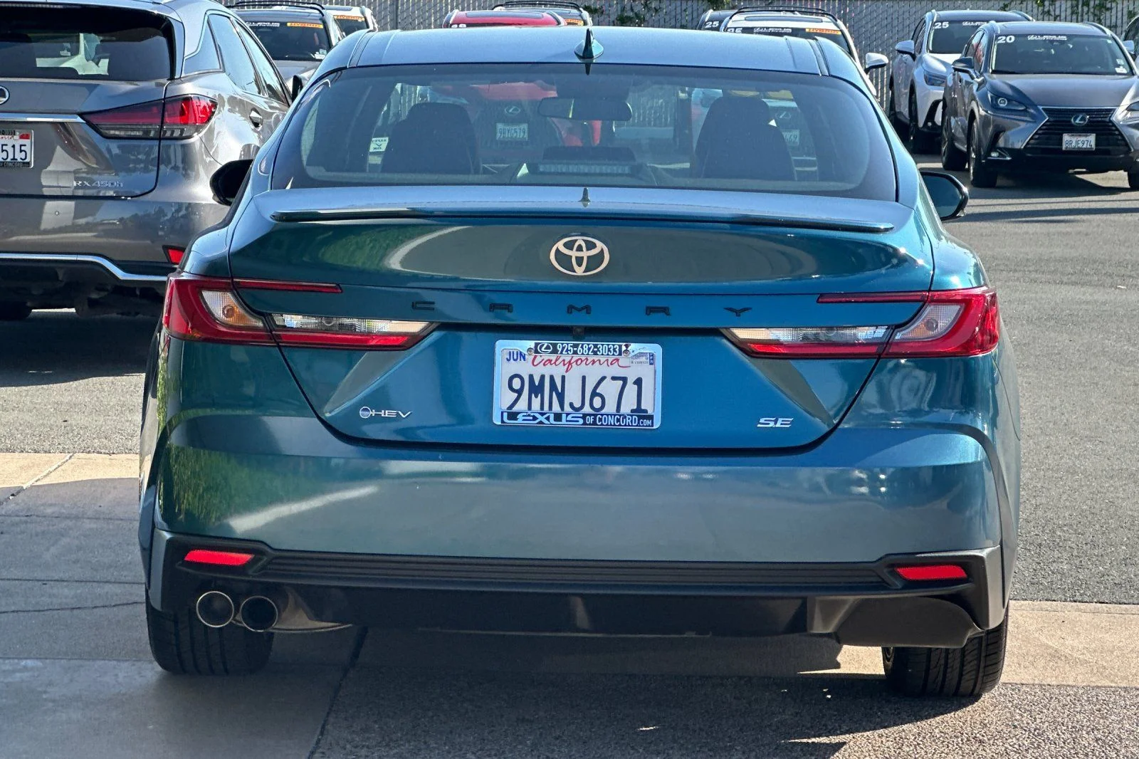 Used 2025 Ocean Toyota SE image 5