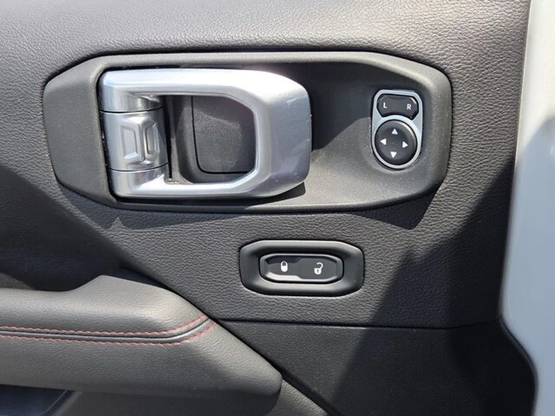 Used 2023 Bright White Clearcoat Jeep Rubicon image 30