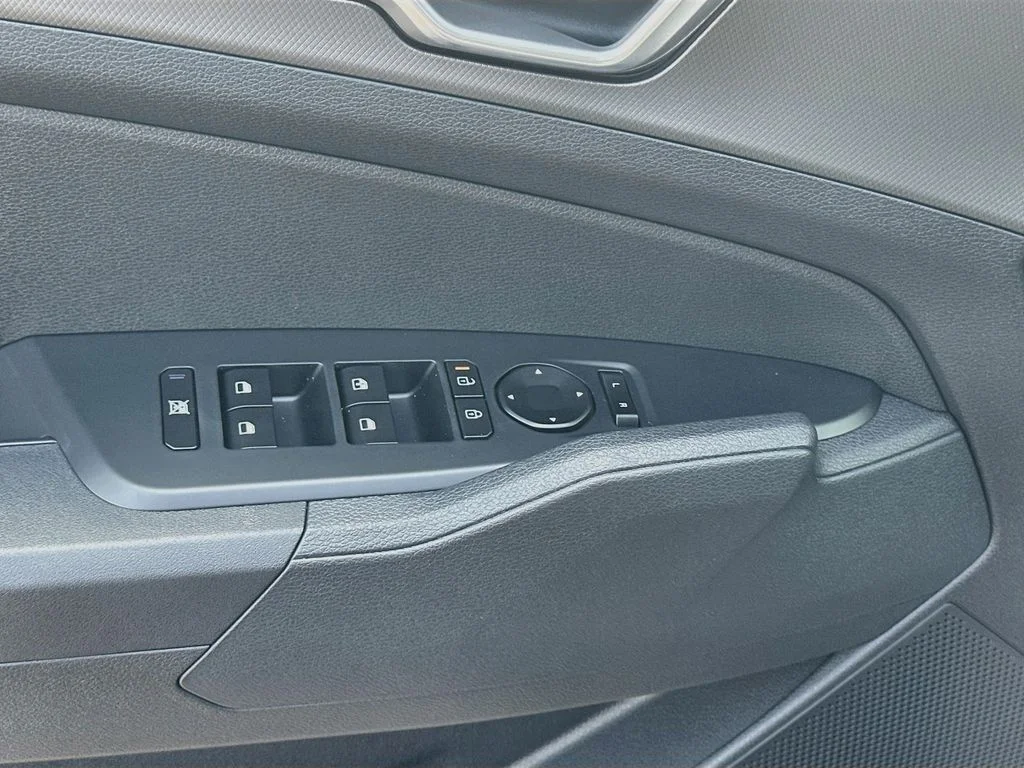 New 2027 Heritage Blue Kia S image 17