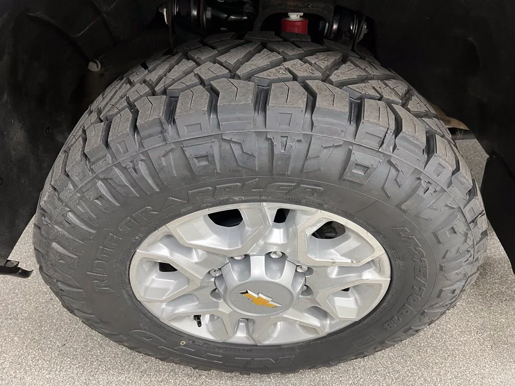 Used 2026 White Chevrolet LTZ image 14