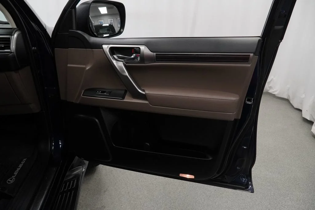 Used 2022 Blue Lexus Premium image 33