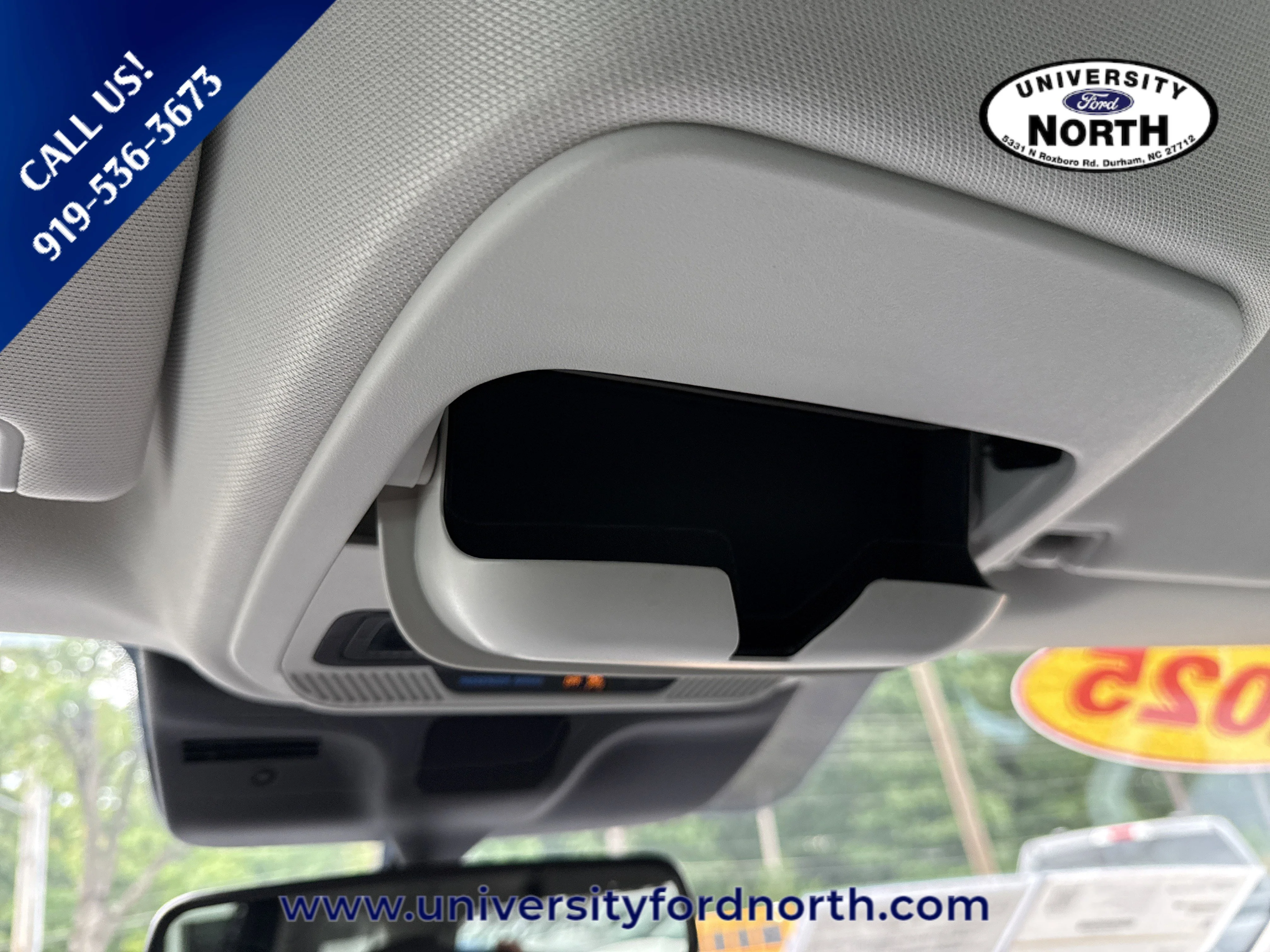 Used 2025 Agate Black Metallic Ford Active image 31