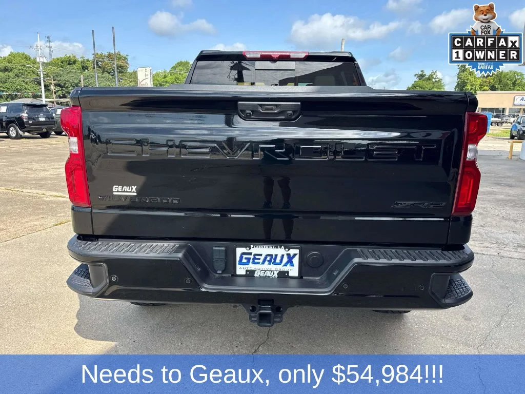 Used 2025 Black Chevrolet ZR2 image 21