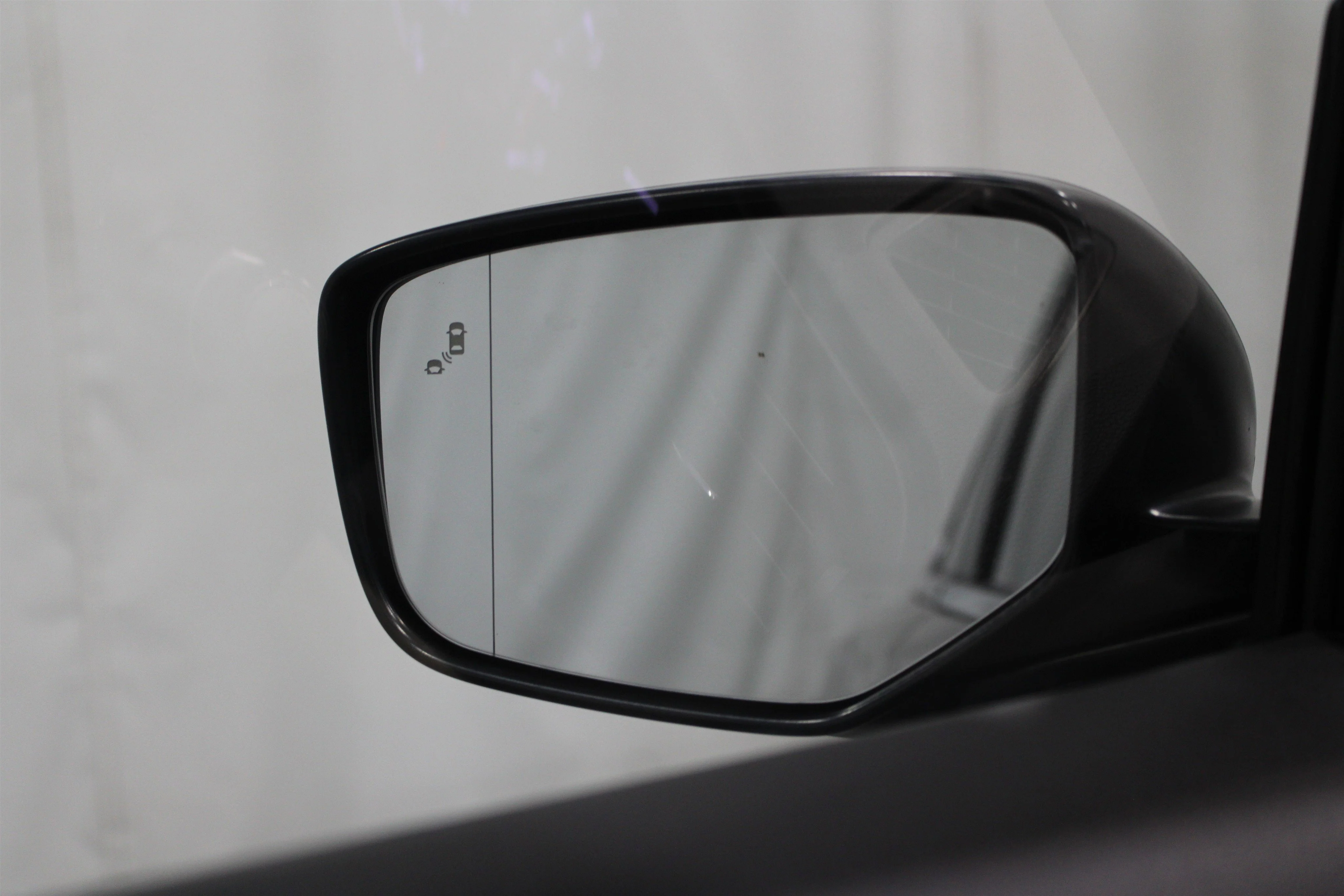 2016 Acura ILX Technology Plus - Photo 20