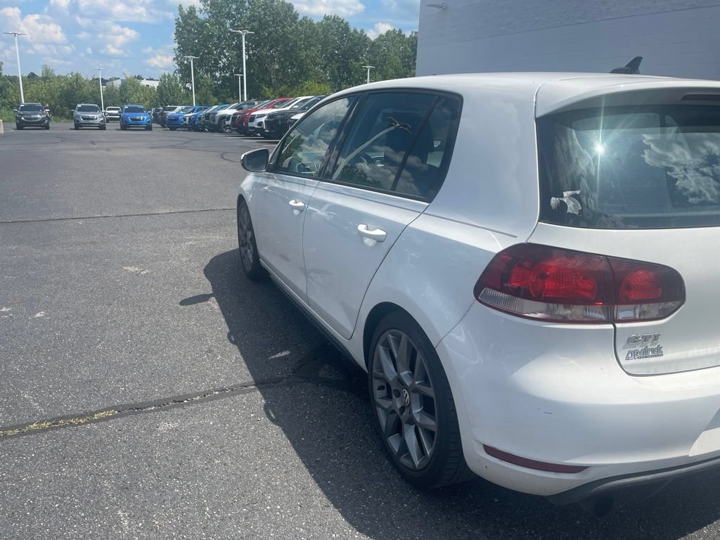 Used 2013 White Volkswagen  image 7