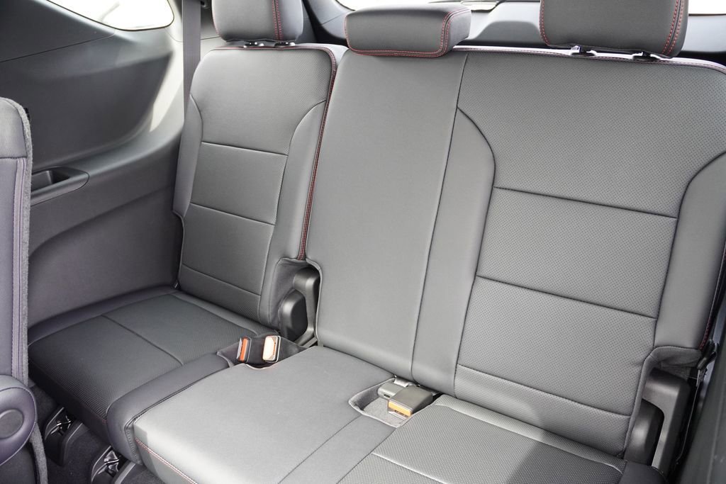 2026 Chevrolet Traverse RS - Photo 12