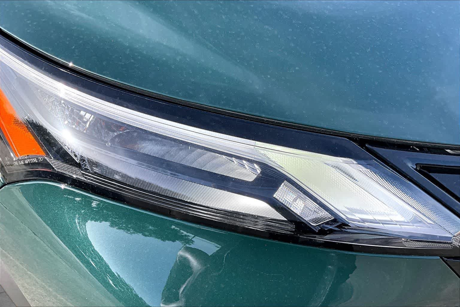 New 2026 Obsidian Green Pearl Nissan Dark Armor image 18