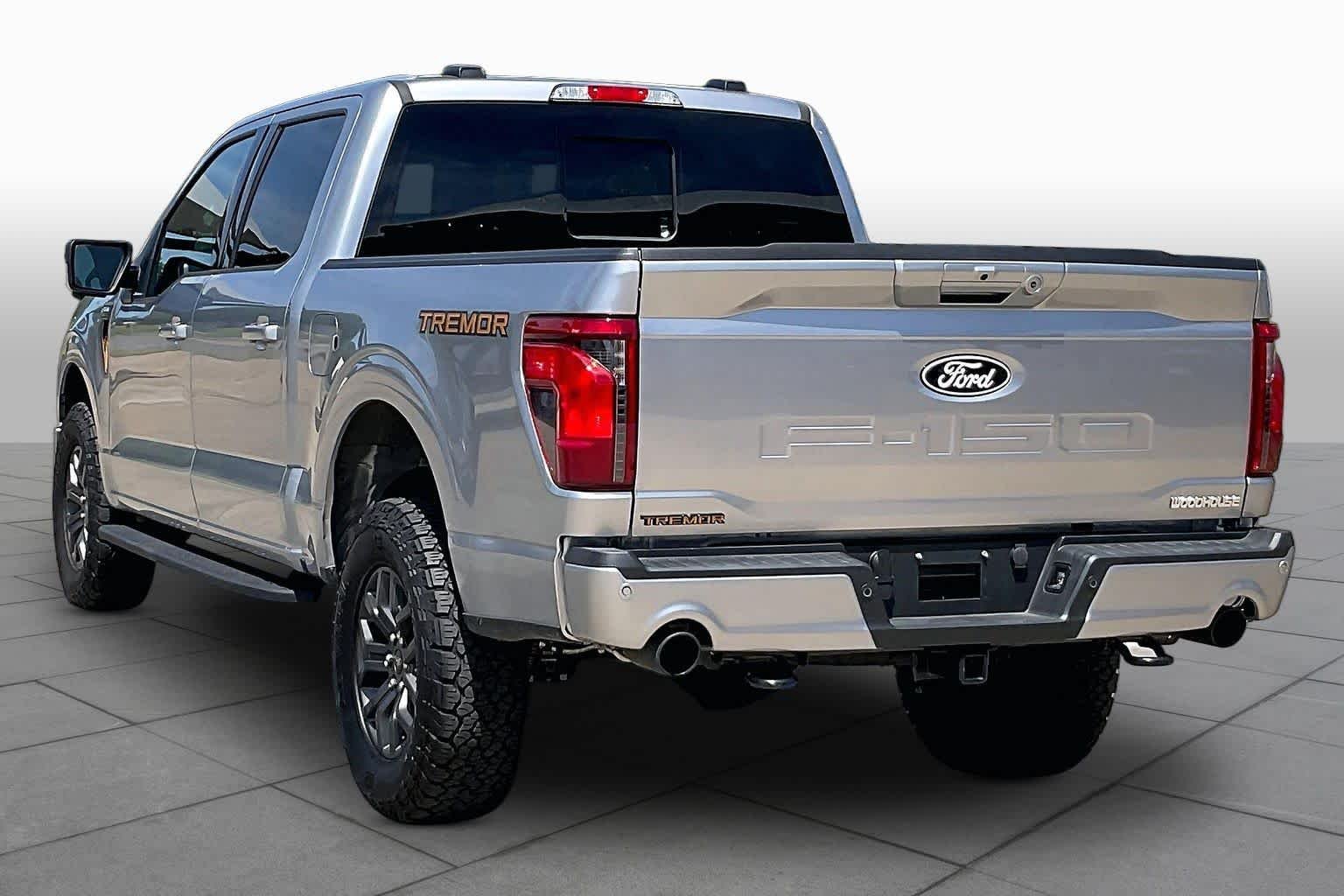 Used 2025 Iconic Silver Metallic Ford Tremor image 22