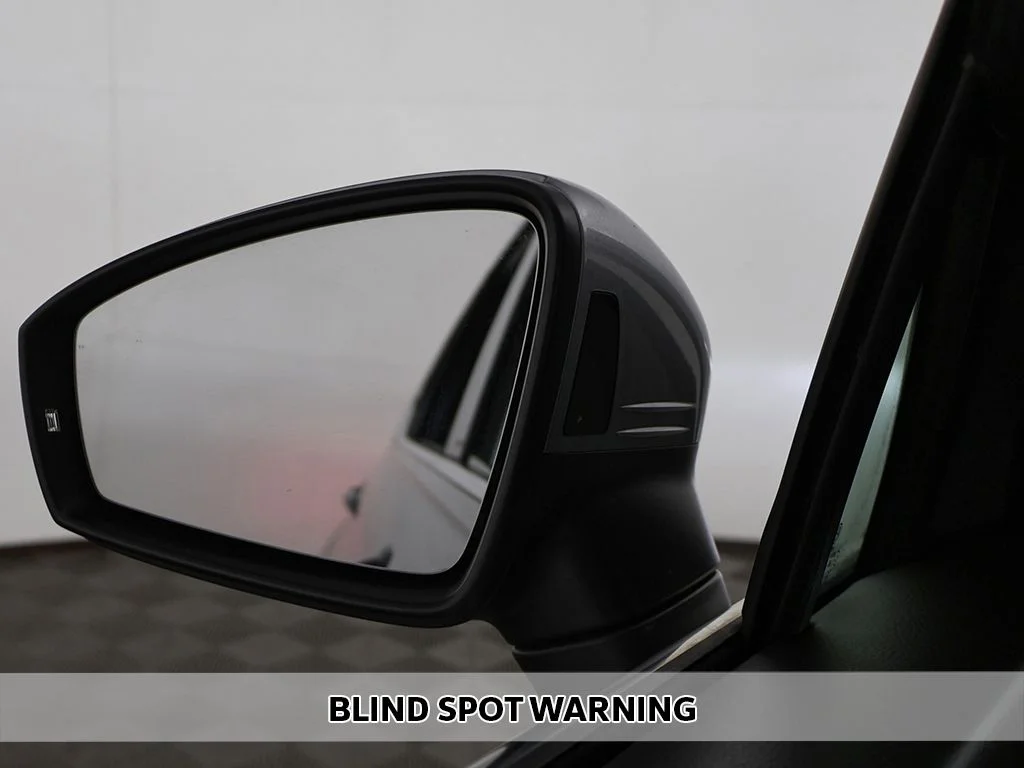 Used 2023 Silver Metallic Volkswagen 2.0T SE image 5