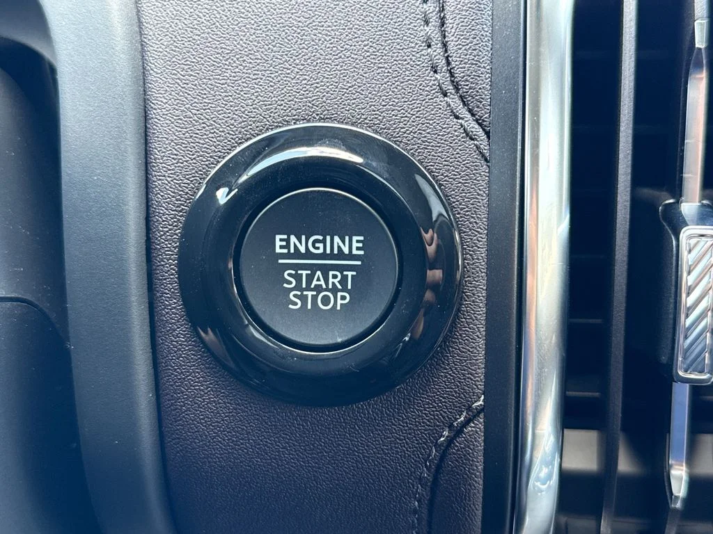 New 2026 Black Ford Platinum image 24