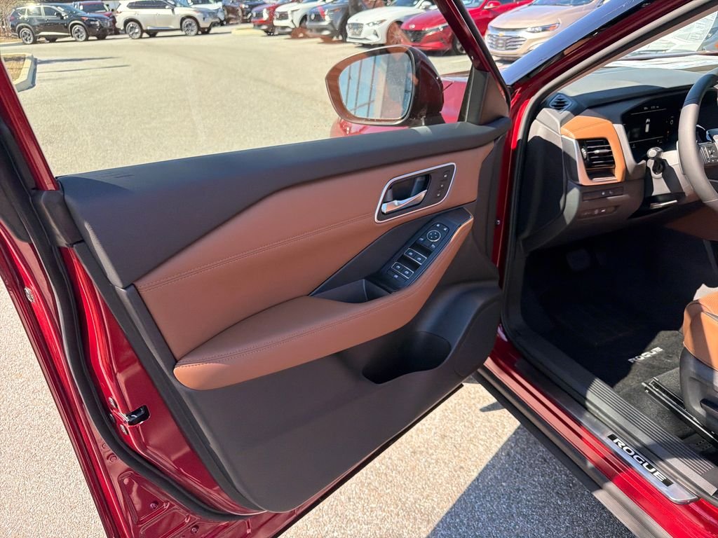 New 2026 Nissan Rogue Platinum 4D Sport Utility