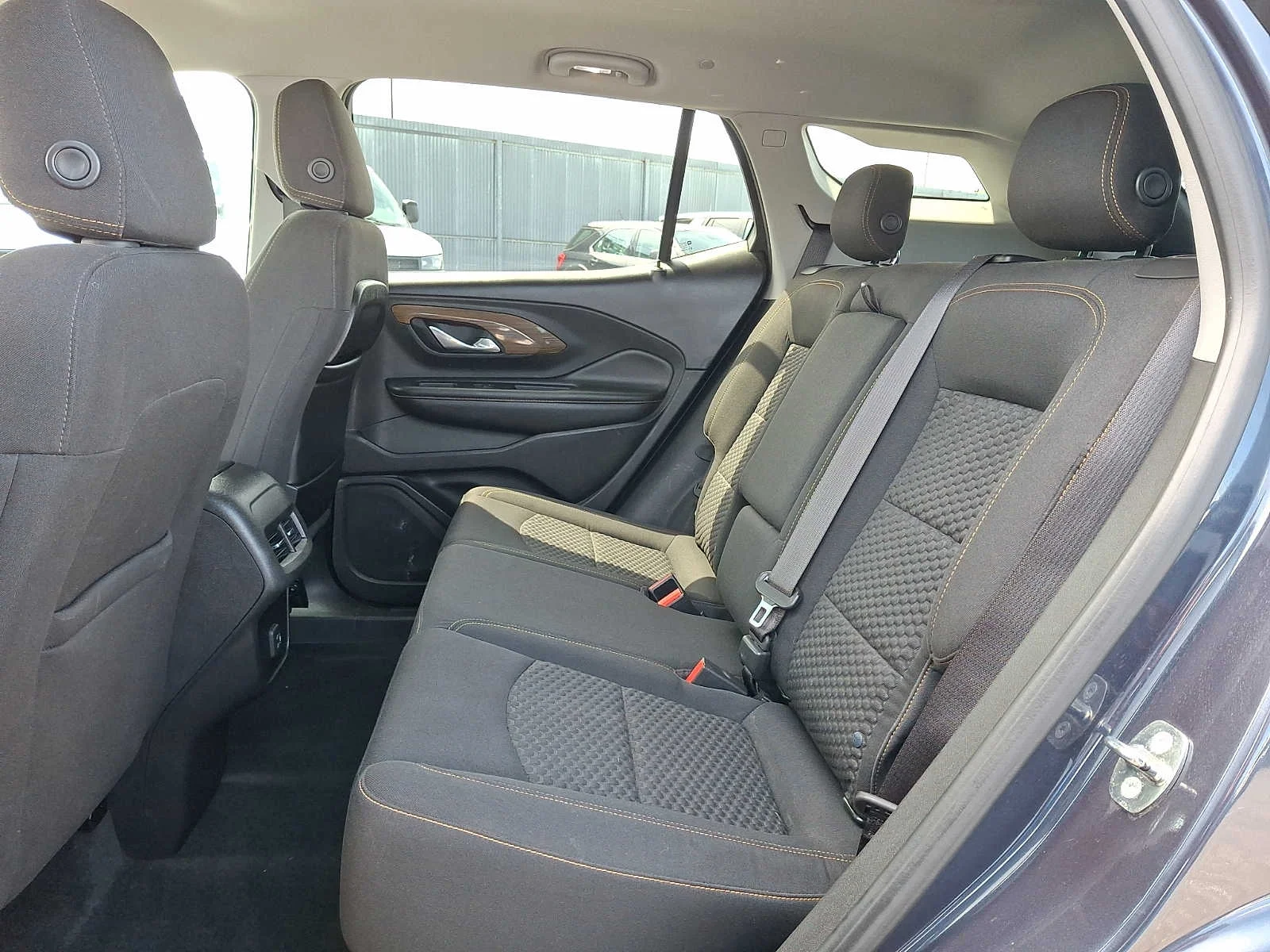 Used 2019 BLUE STEEL METALLIC GMC SLE image 10