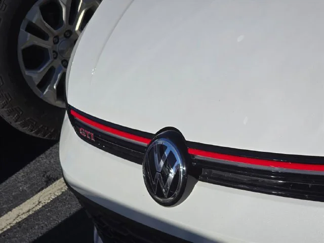 Used 2026  Volkswagen Autobahn image 36