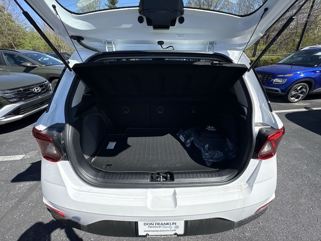 New 2026 White Hyundai SEL image 19