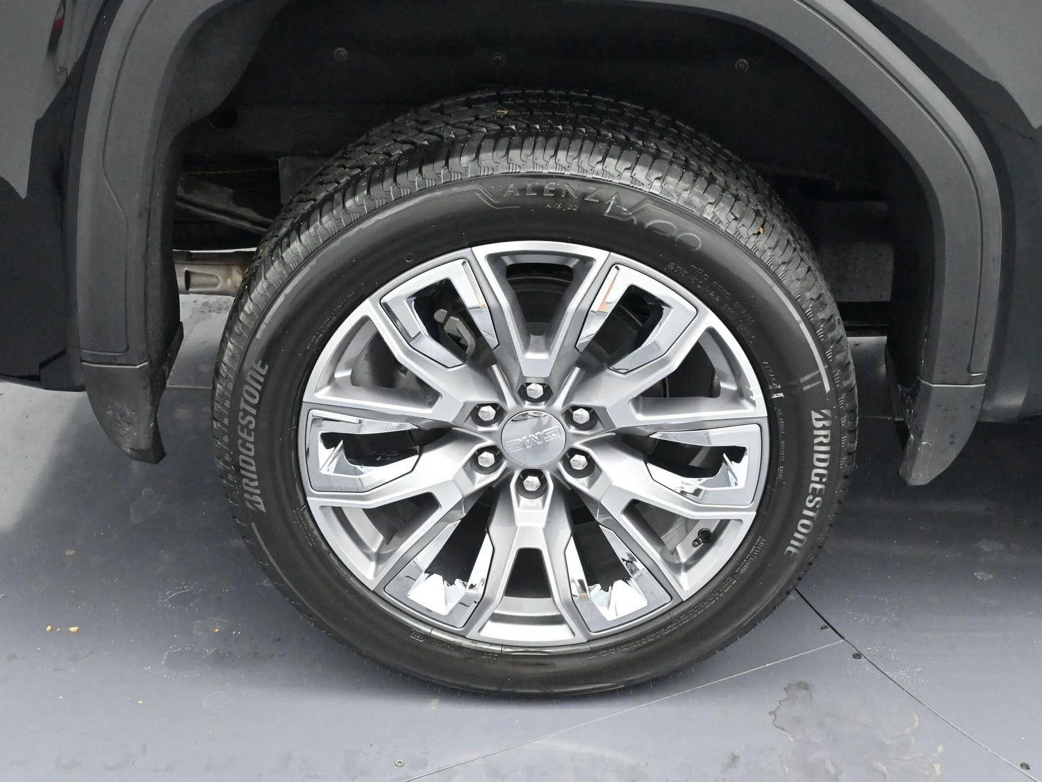 Used 2025 Onyx Black GMC Denali image 34