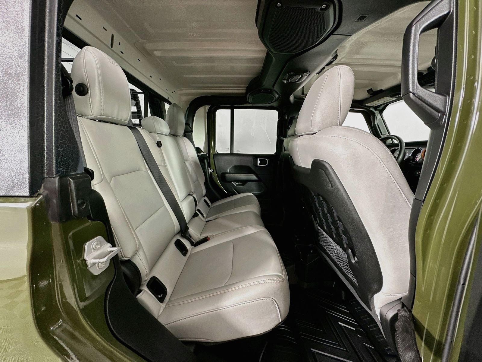 Used 2023 Sarge Green Clearcoat Jeep Mojave image 25
