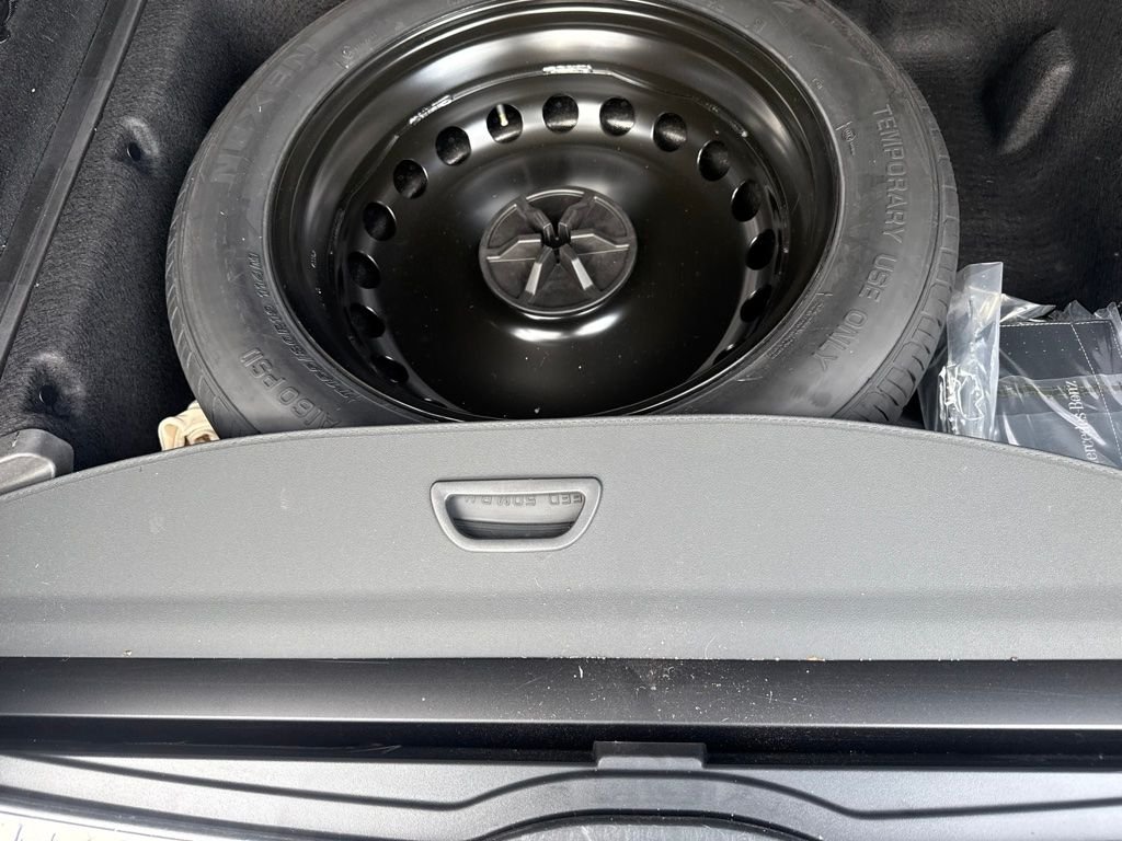 Used 2021 Silver Mercedes-Benz GLE 350 image 24