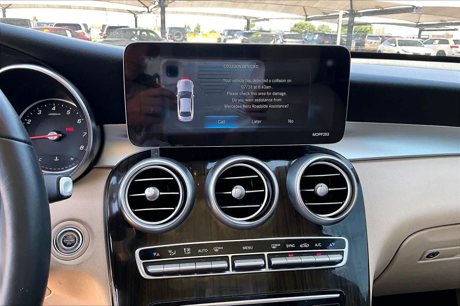 Used 2022 Polar White Mercedes-Benz GLC 300 image 30
