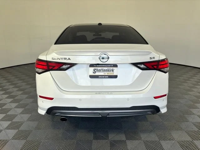 Used 2022  Nissan SR image 39