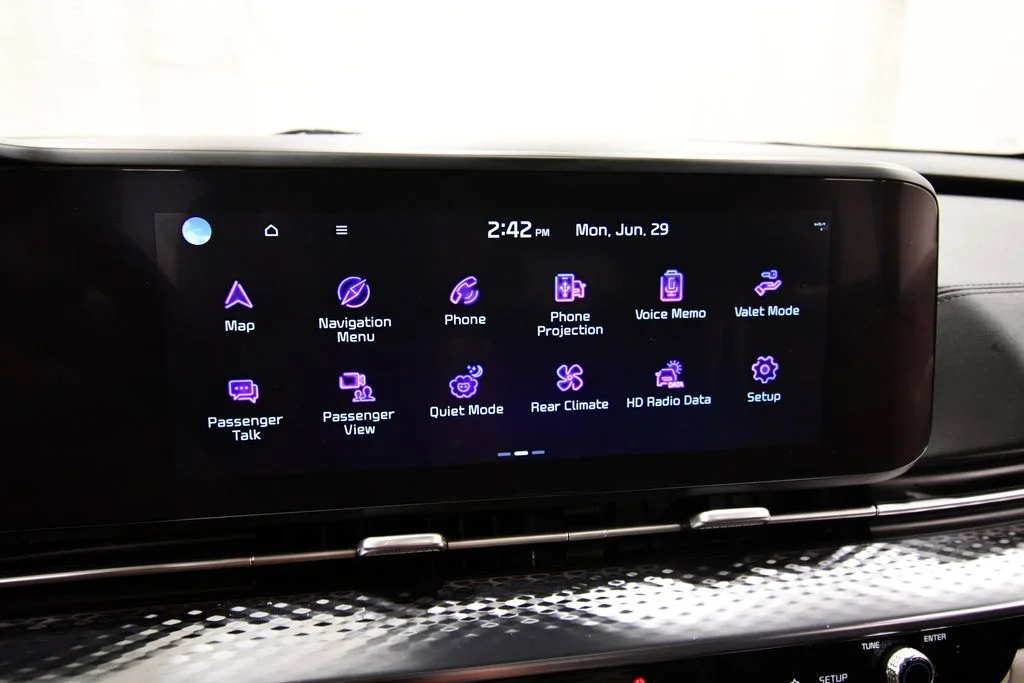 Certified Used 2024  Kia SX Prestige image 24