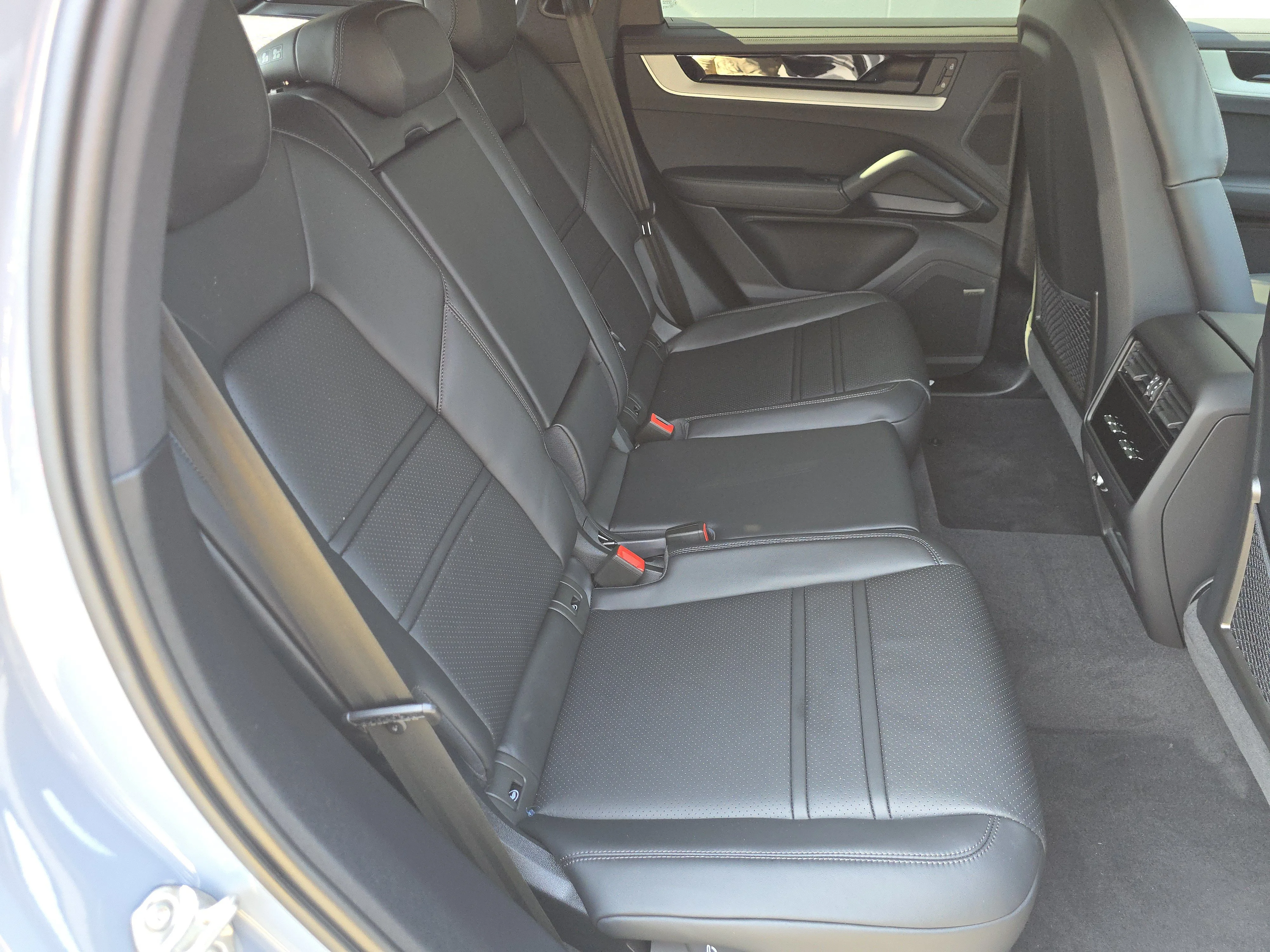 2026 Porsche Cayenne Coupe S - Photo 20