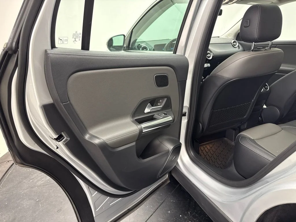 Certified Used 2021 Iridium Silver Metallic Mercedes-Benz GLA 35 AMG® image 17