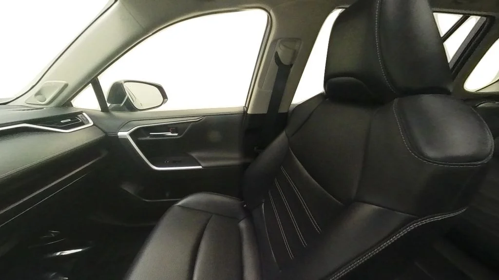 Used 2020 Gray Toyota Limited image 28