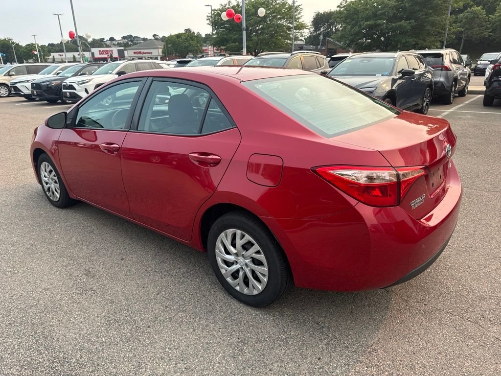 Used 2018 Red Toyota LE image 5