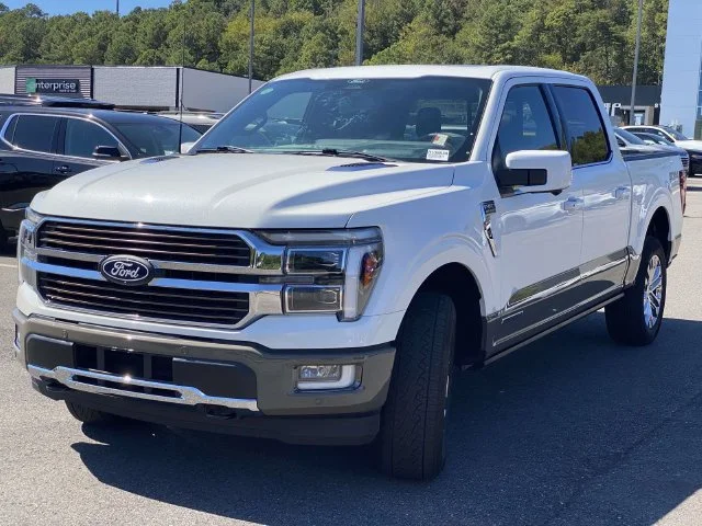 Certified Used 2025  Ford King Ranch image 31