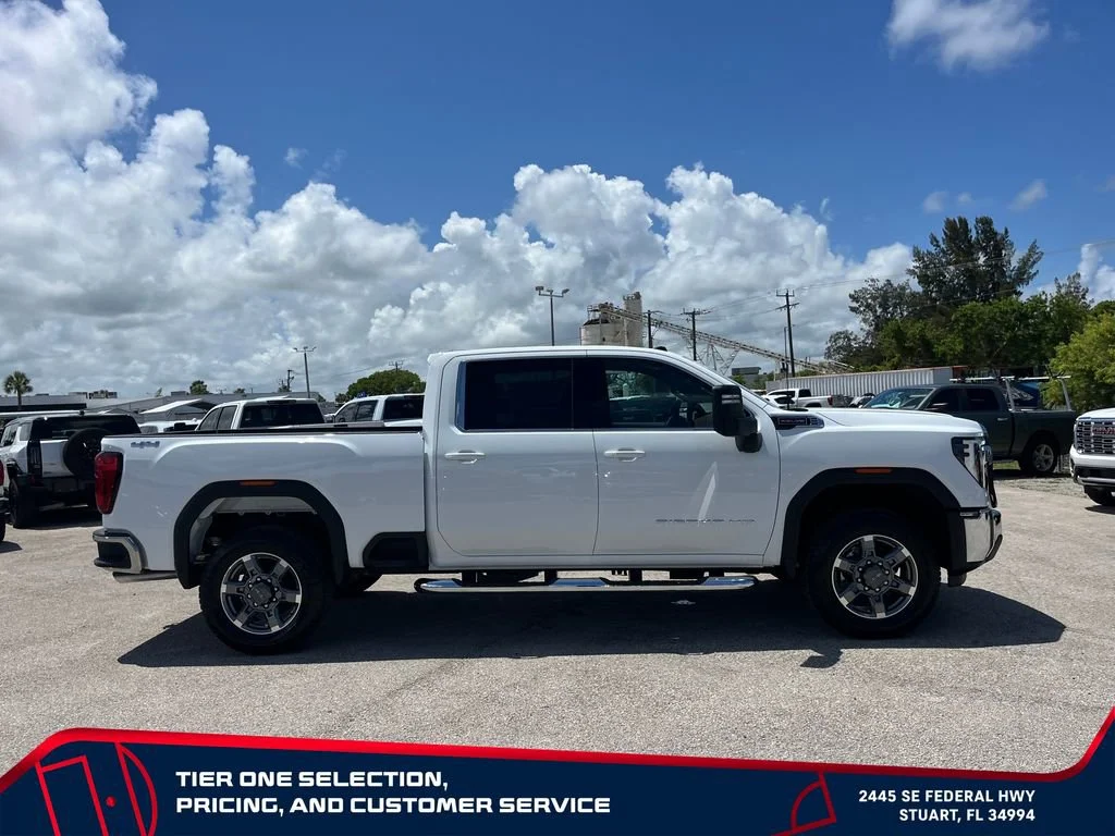 New 2026 Summit White GMC SLE image 8