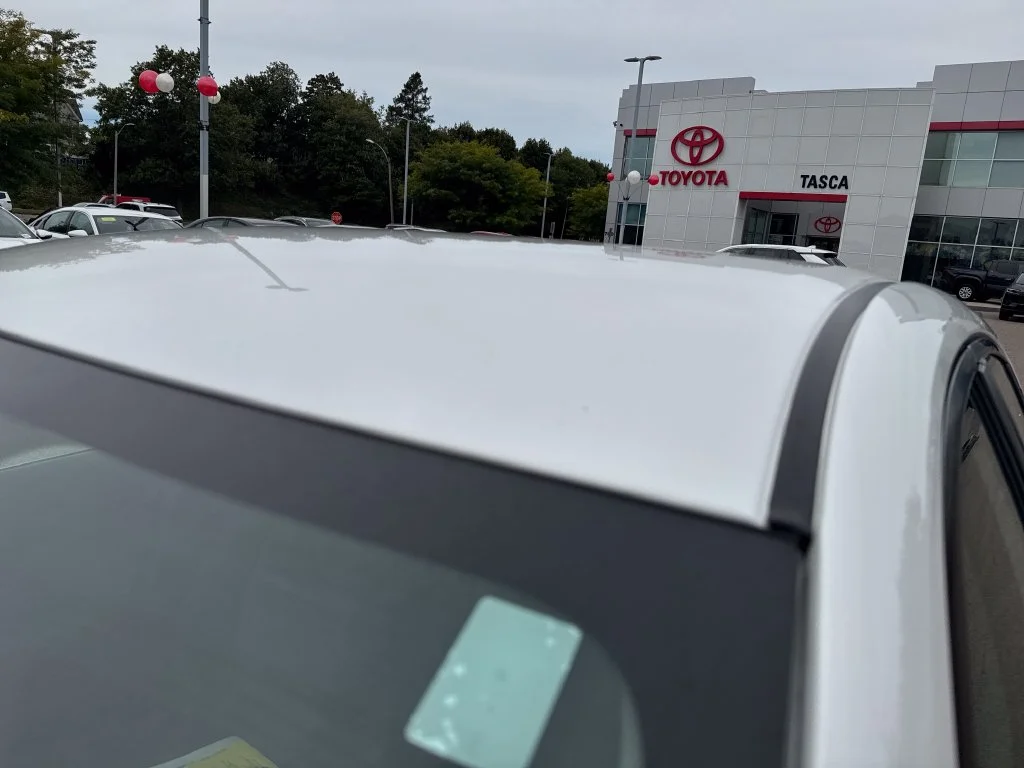 Used 2024 White Nissan SR image 45