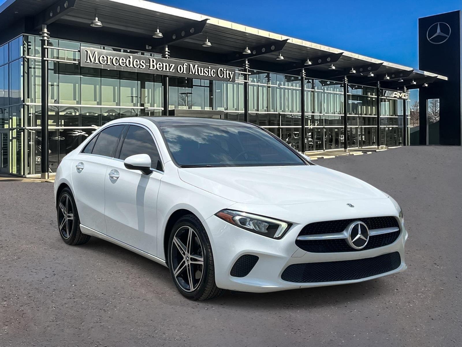 2021 Mercedes-Benz A-Class A220's photo